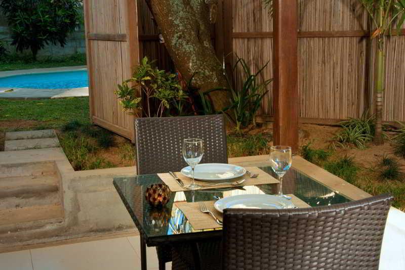 Gardens Retreat Villa Pereybere Beach Exterior foto